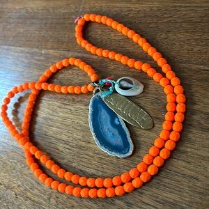 NANTUCKET BEADED AGATE NECKLACE